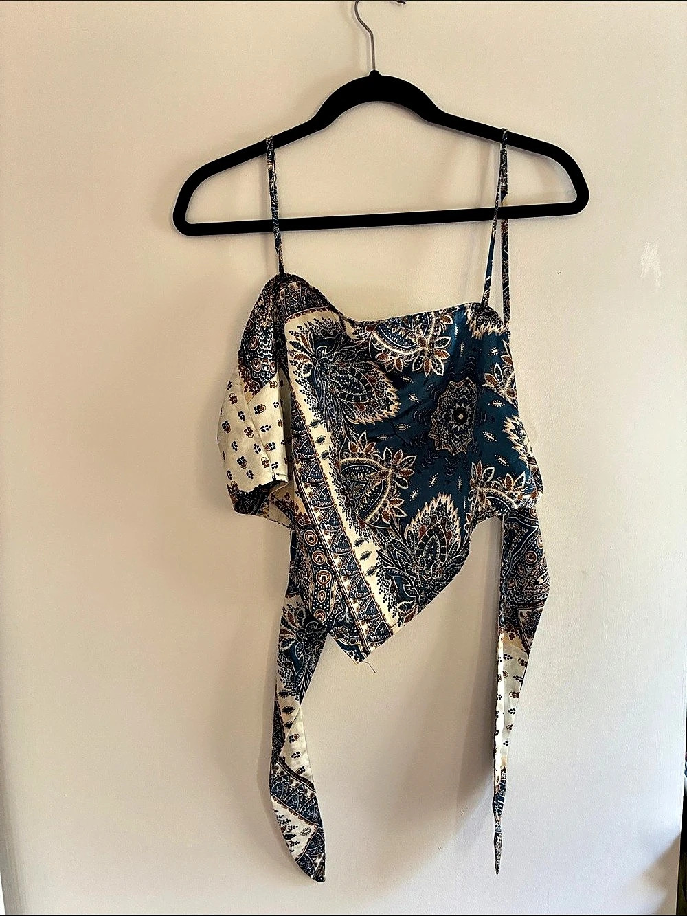 Crop Top in Blue & White